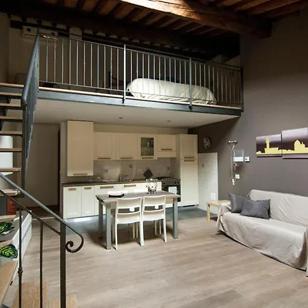 Sweet Home In Santa Croce-3